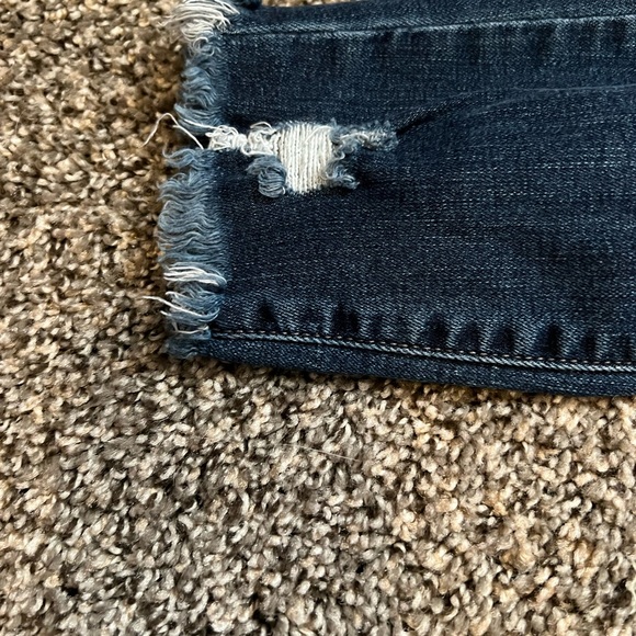 Kancan jeans size 9, distressed frayed ends. - Picture 5 of 6